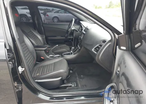 2013 Dodge Avenger R/T from USA, damaged, VIN 1C3CDZBG2DN683185